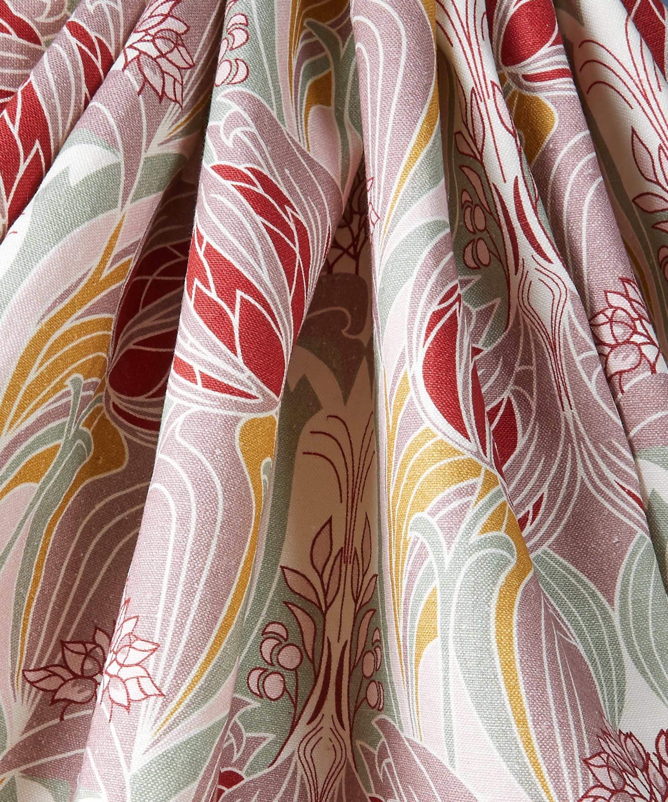 Katherine Nouveau Emberton Linen in Lacquer - Indoor - Image 4