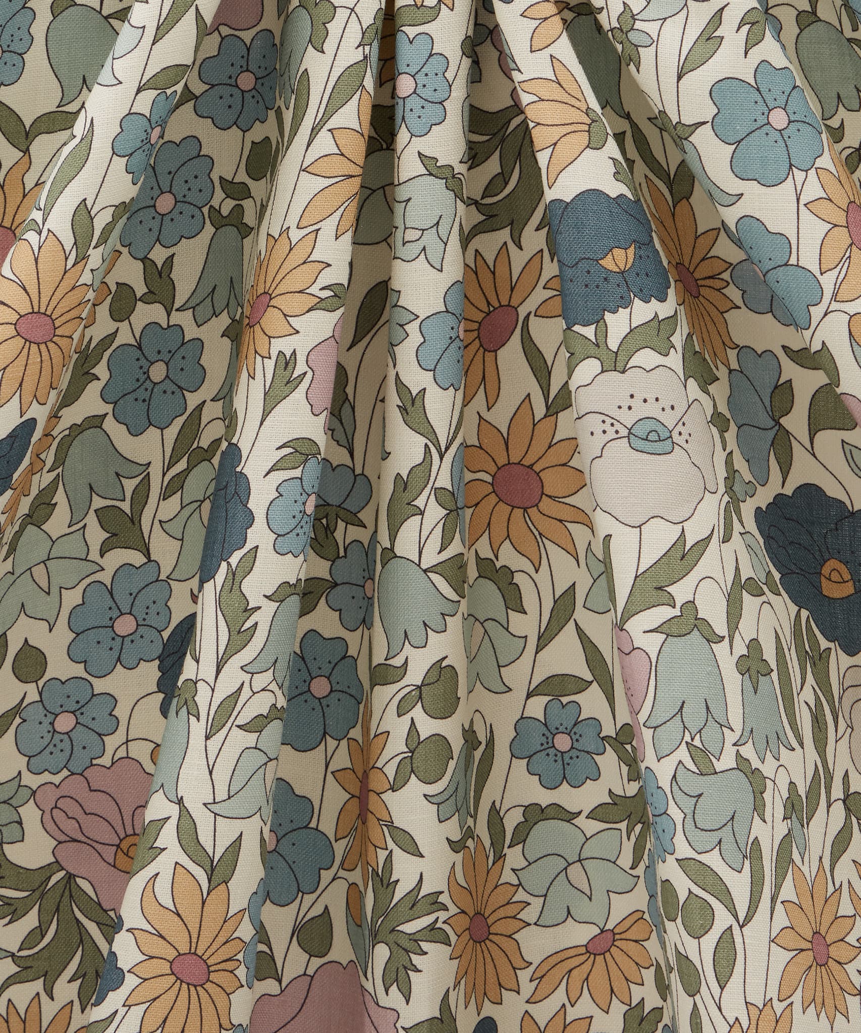 Poppy Meadowfield Landsdowne Linen in Lichen - Indoor - Image 3