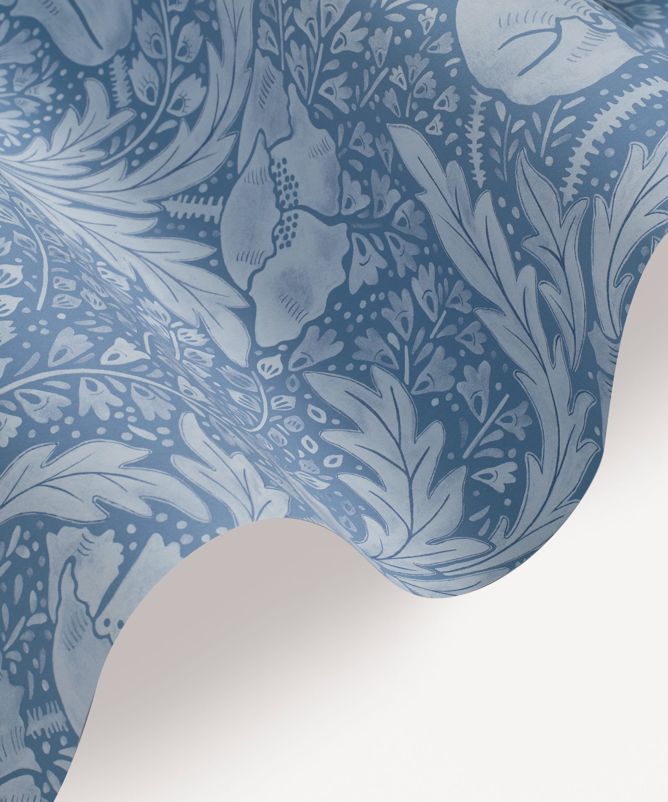 Tudor Poppy Wallpaper in Lapis - Image 2