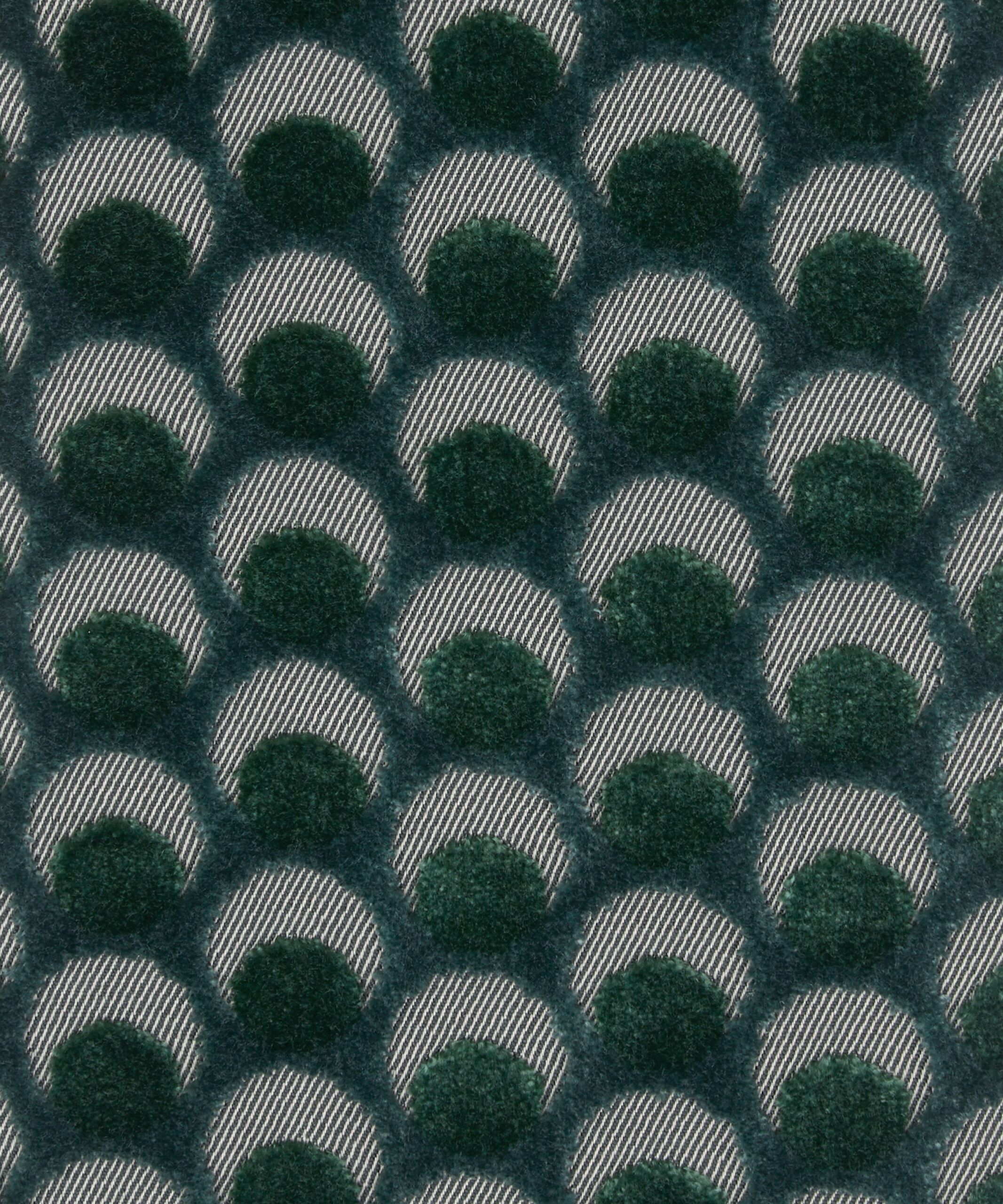 Ottoman Spot in Scarab - Indoor