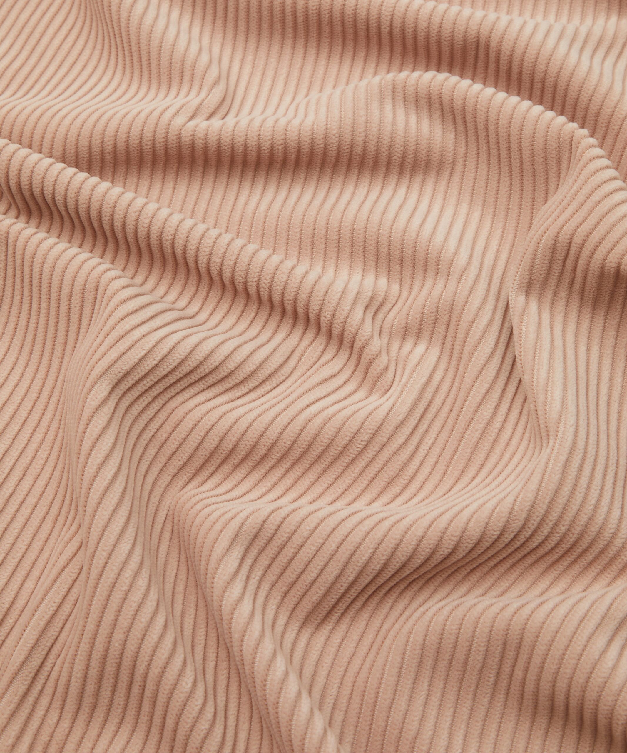 Isola in Mallow - Indoor - Image 5