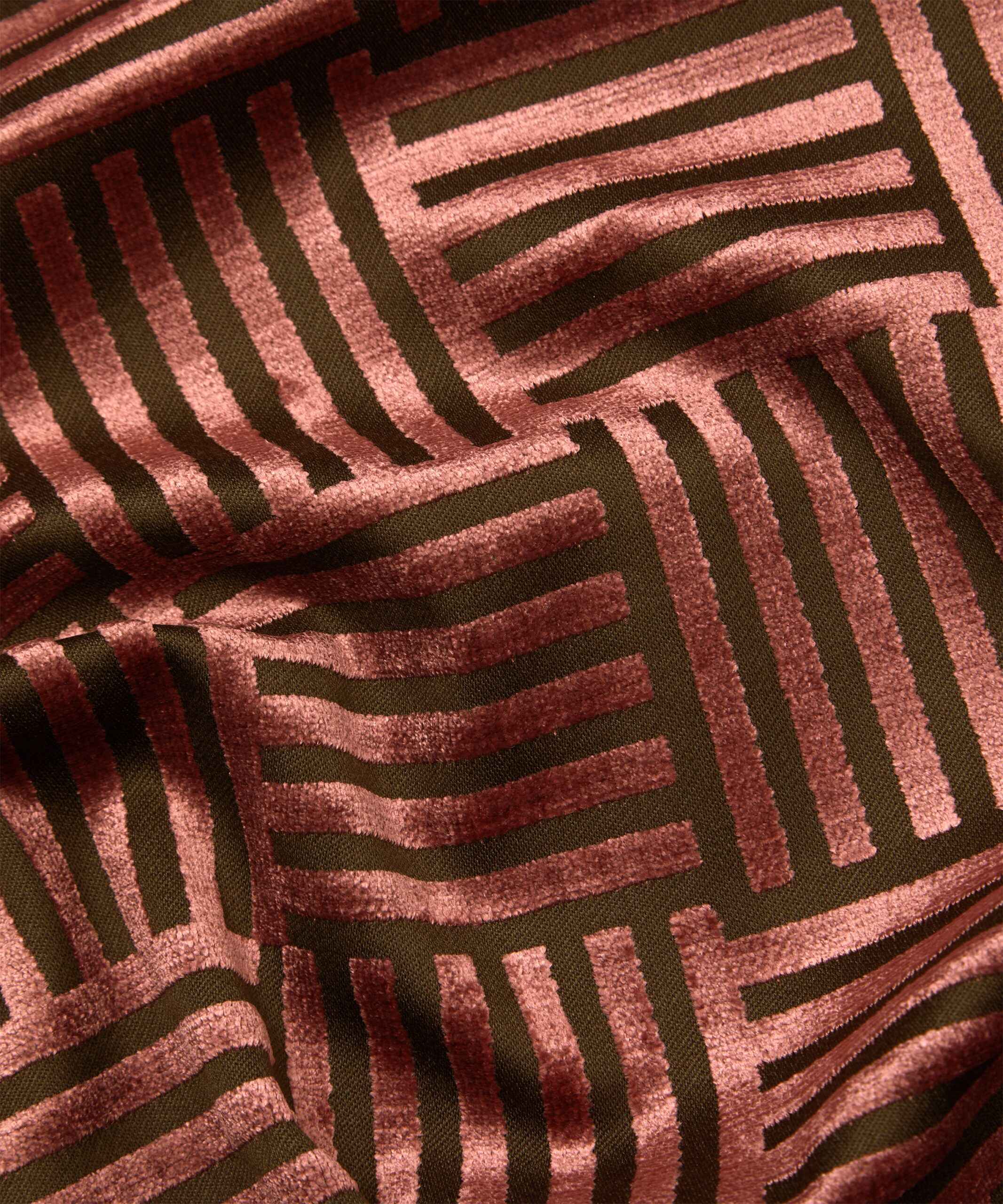 Archive Geo in Sloe - Indoor - Image 4