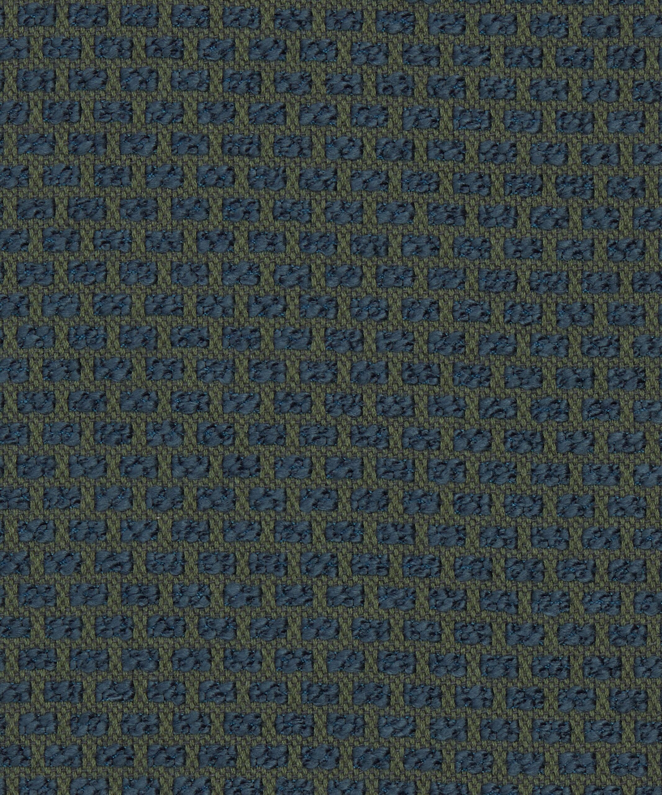 Tamba in Acacia - Indoor