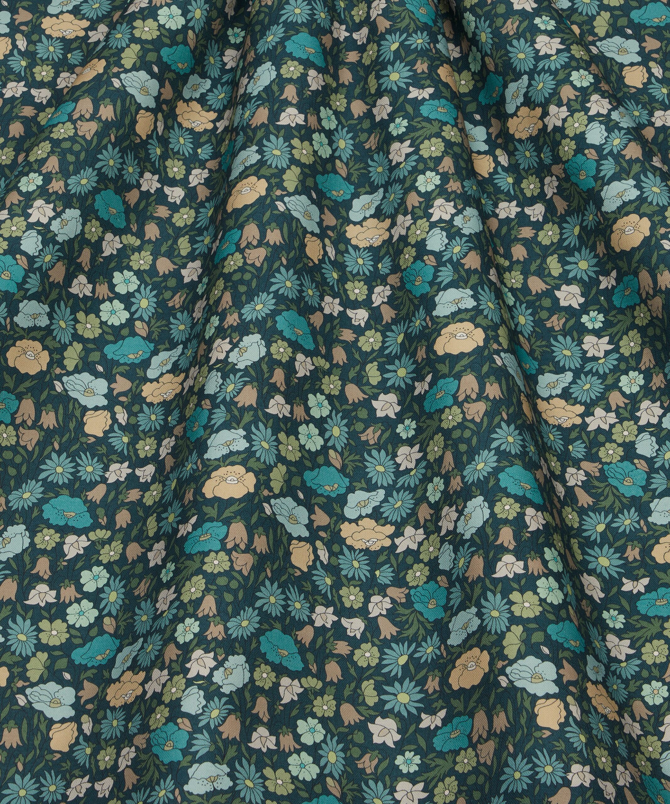 Poppy Meadowfield in Scarab - Indoor - Image 3