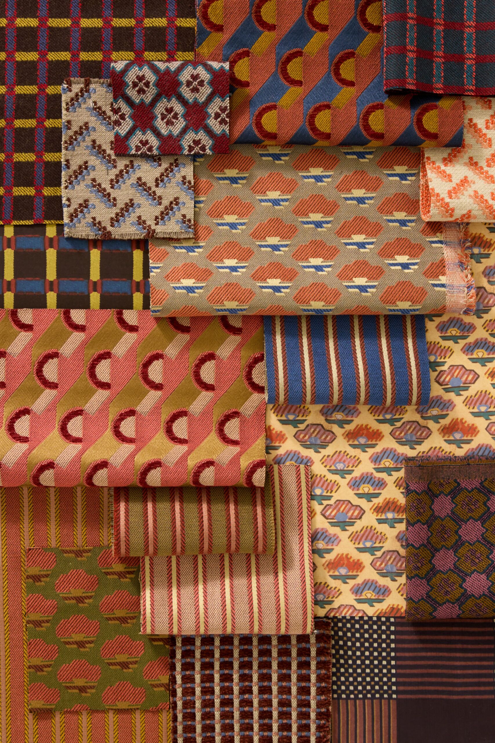 Cravat in Pimpernel - Indoor - Image 6