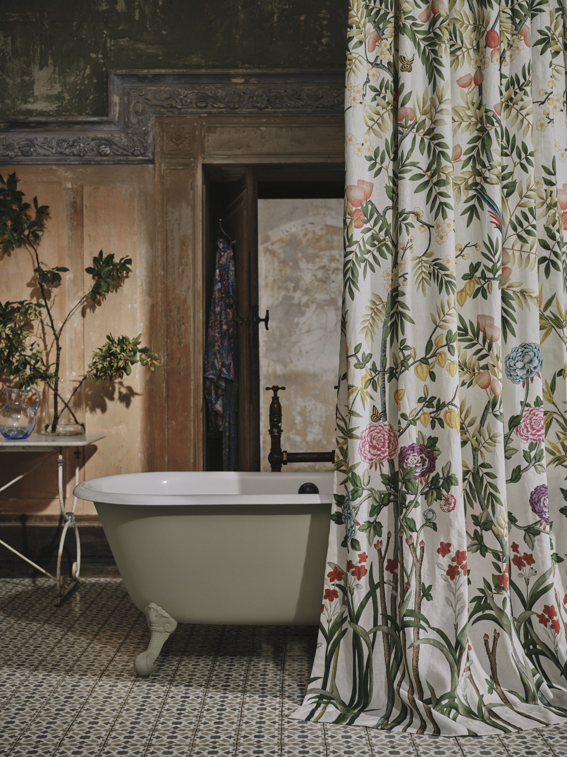 Silk Tree Linen in Lichen - Indoor - Image 2
