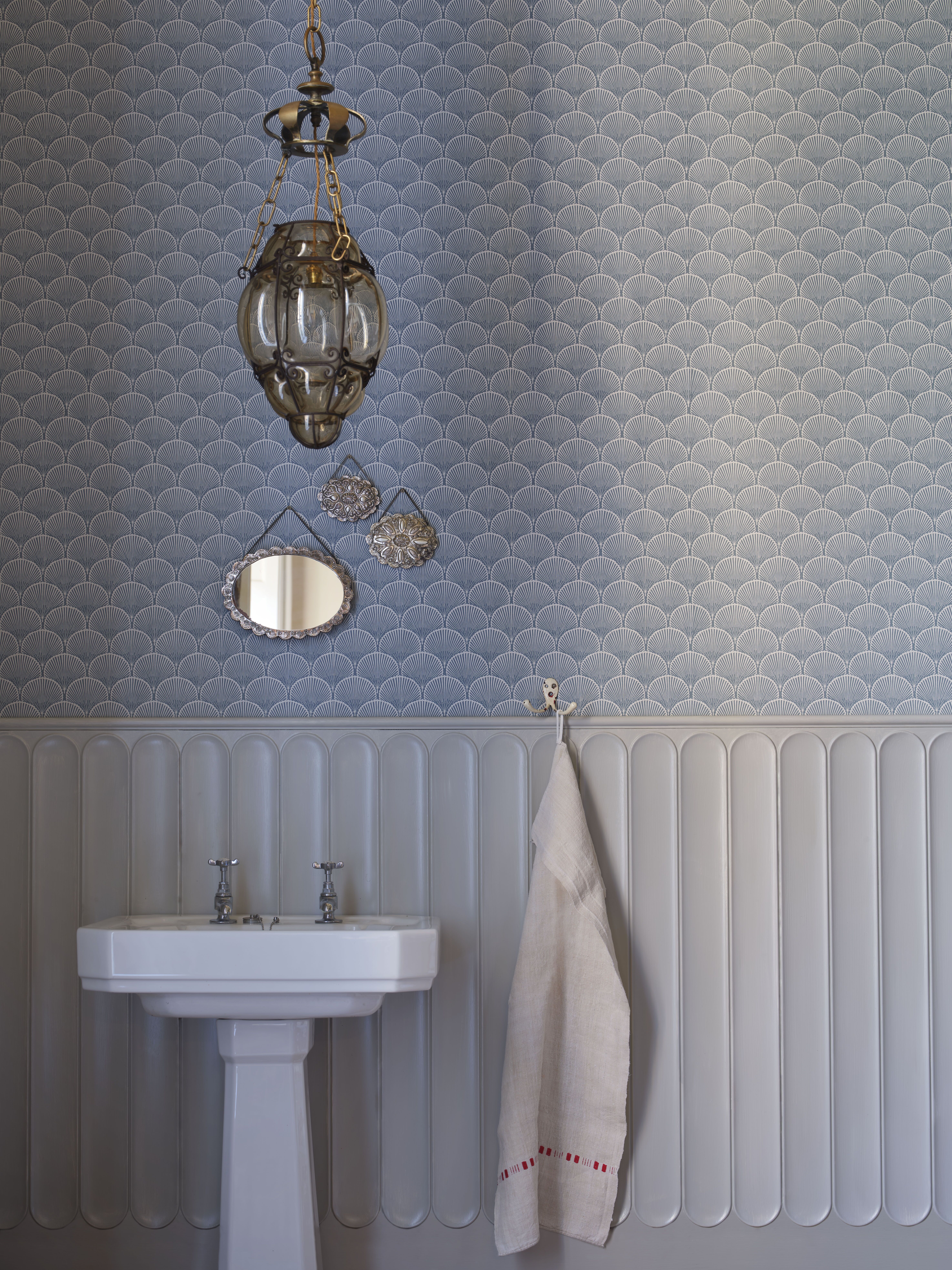 Fanfare Wallpaper in Flax Flower - Image 5