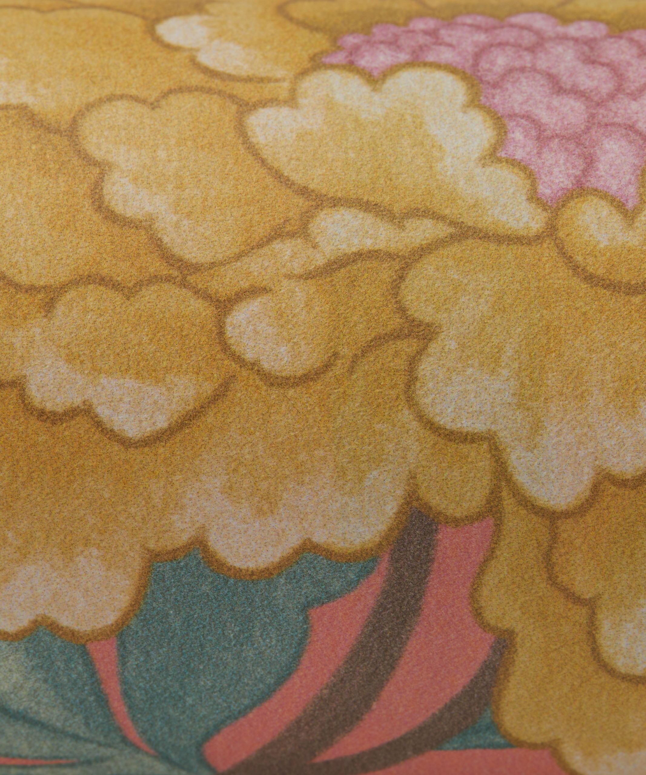 Porcelain Trail Wallpaper in Lacquer - Image 3