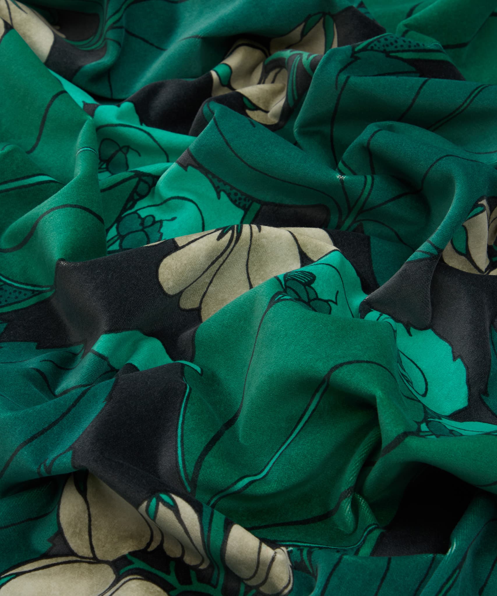 Regency Tulip Wellington Velvet in Jade - Indoor - Image 4